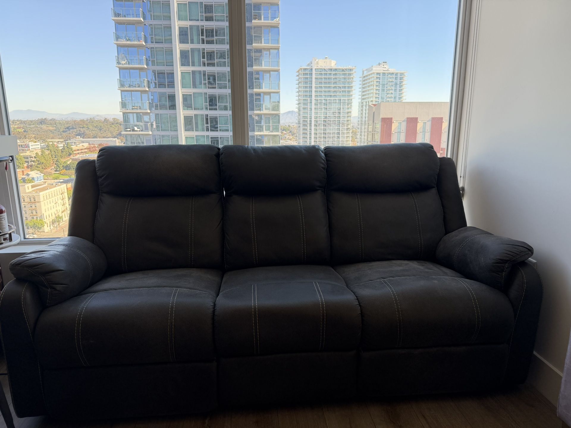 Leather Sofa 