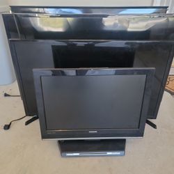 4 Broken TV's For Repair Or Parts