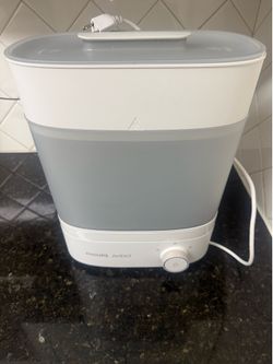 Philips Avent bottle sterilizer and dryer