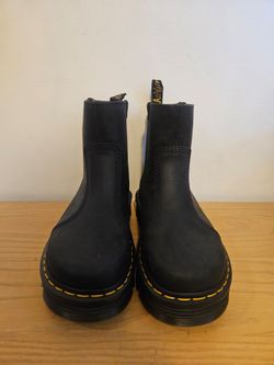 Dr Martens Women's Zebzag Rigger booties - Size 7