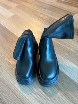 Burberry Black Leather Ankle Boots Women’s Size 7
