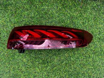 Mercedes Benz EQS SUV EQS450 EQS580 Right Passenger Side Tail Light Luz Derecha Pasajera Trasera 2023 2024 2025