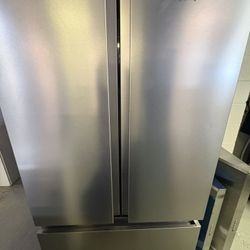 New- Hisense refrigerator Stainless Steel 