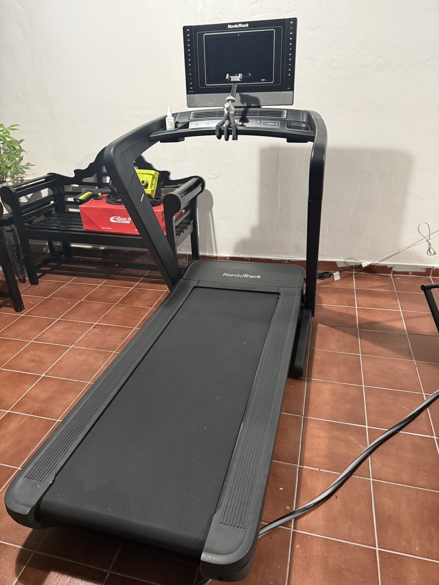 NordicTrack Commercial 1750