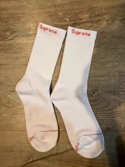 2 pack of supreme socks