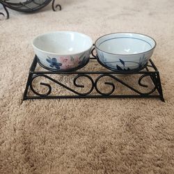 Elevated Double Pet Bowl with Metal Stand