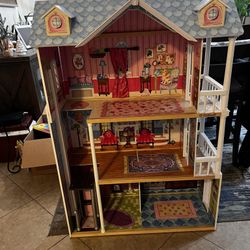 Doll House 