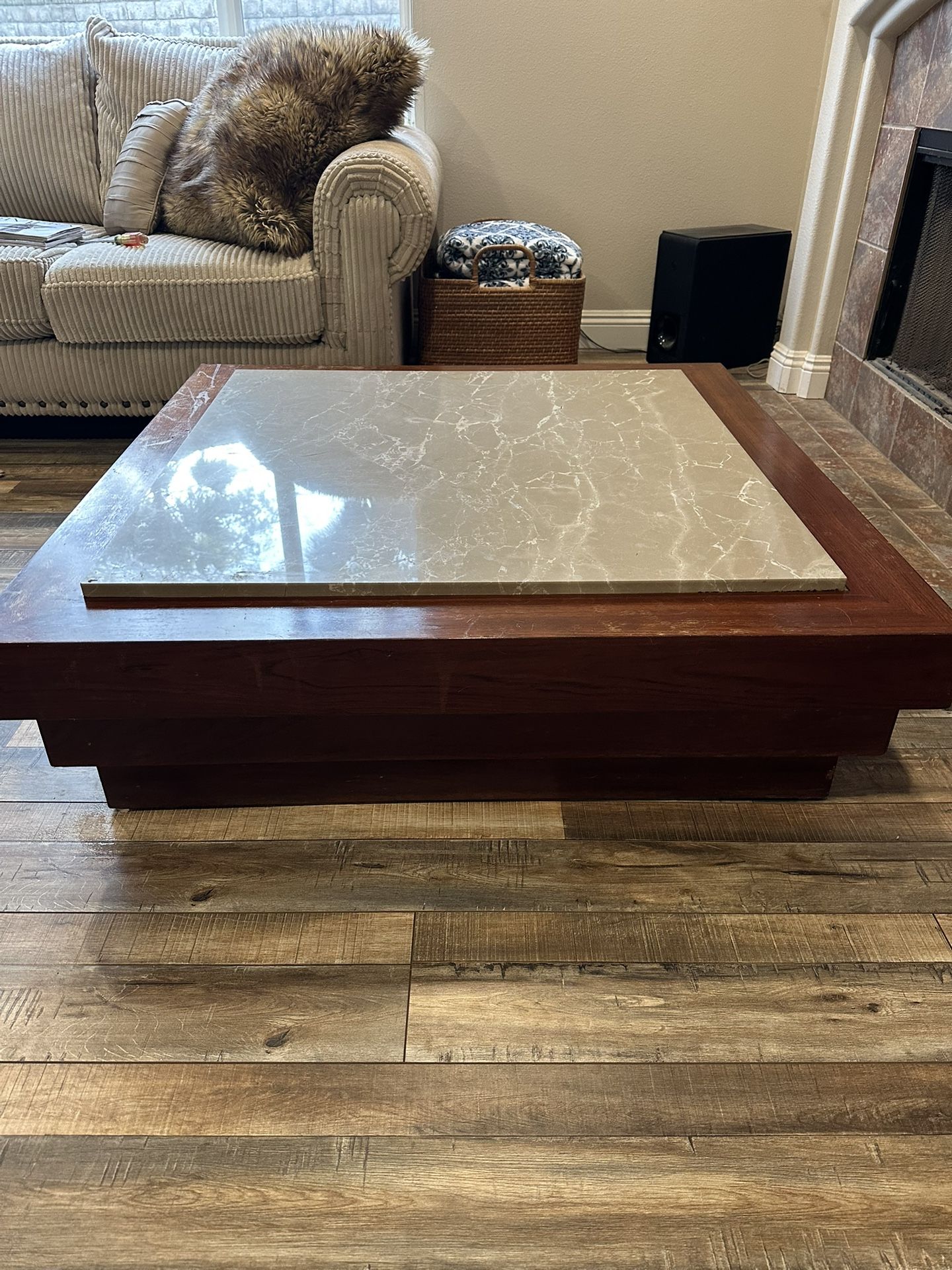 Marble and Wood Coffee Table w/ Drawers MUST SELL