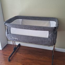 used baby bassinet
