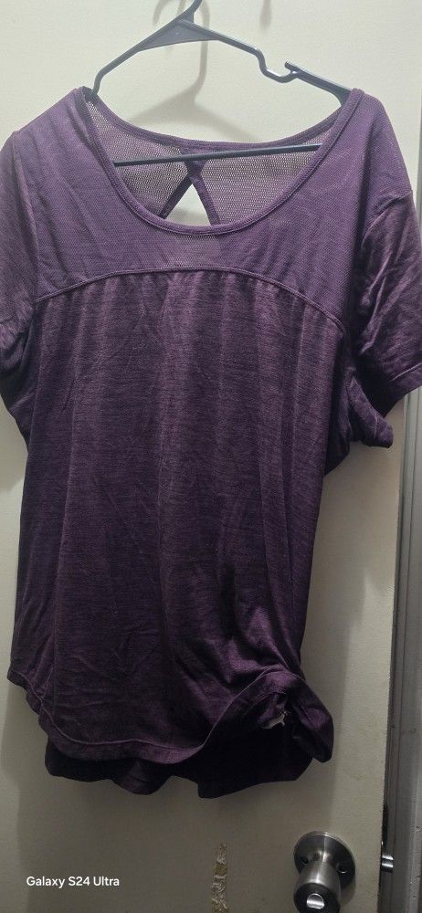 Lg/xl Reebok Top $8