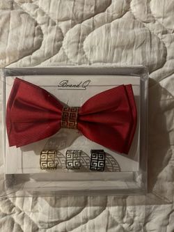 Red bow tie With clip rings