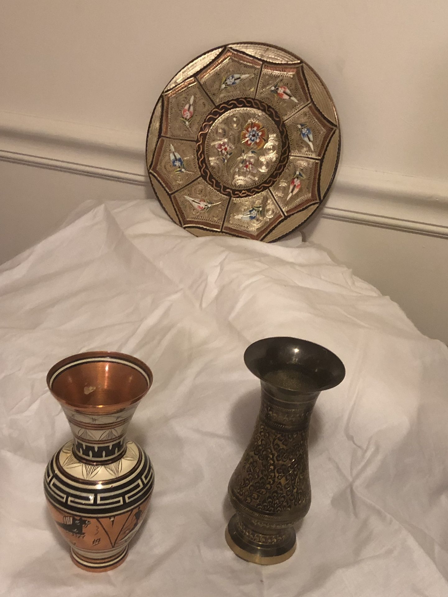 Copper plate wall decor and small vases