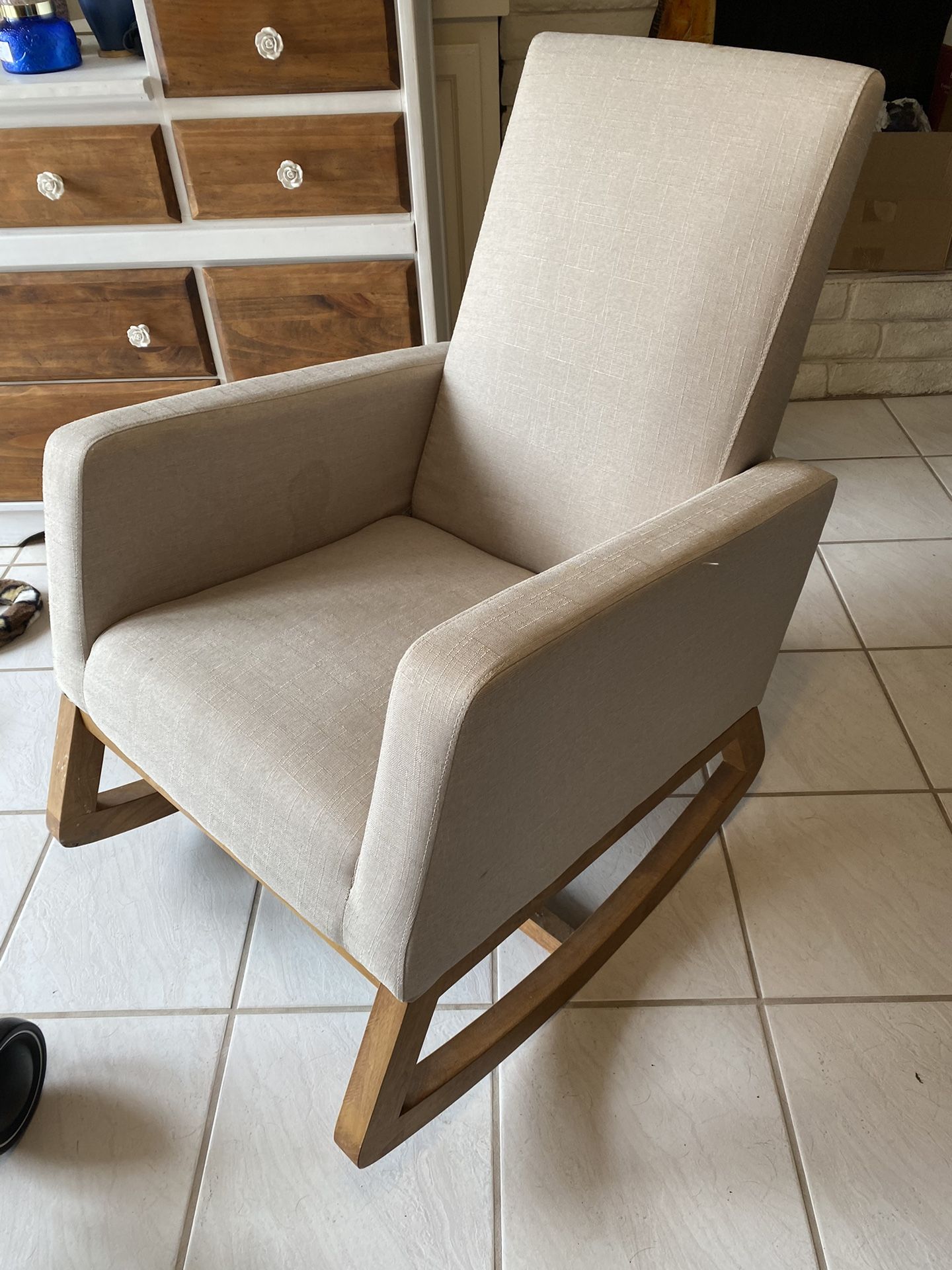 Free Rocking Chair for Sale in Santa Ana, CA OfferUp