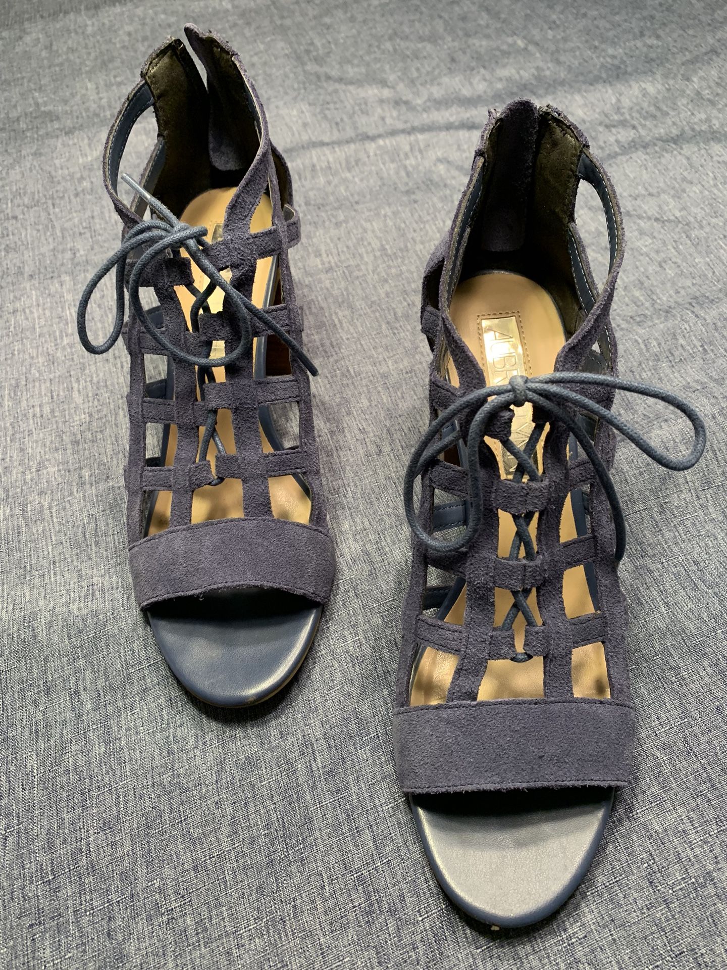 Aubrey Lynn Sandals Size 9.5