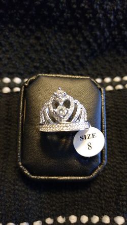 Queen Ring