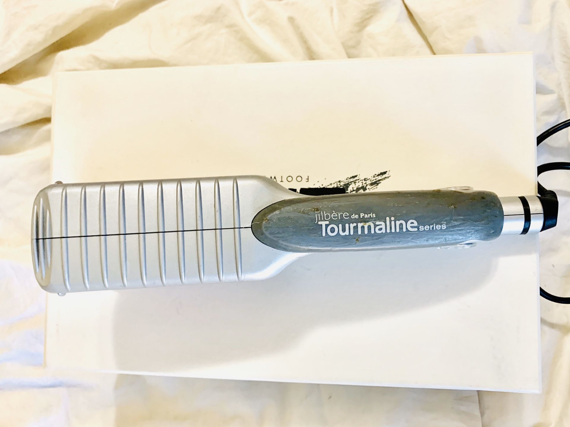 Tourmaline Series Hair Straightener for Sale in Scottsdale AZ OfferUp