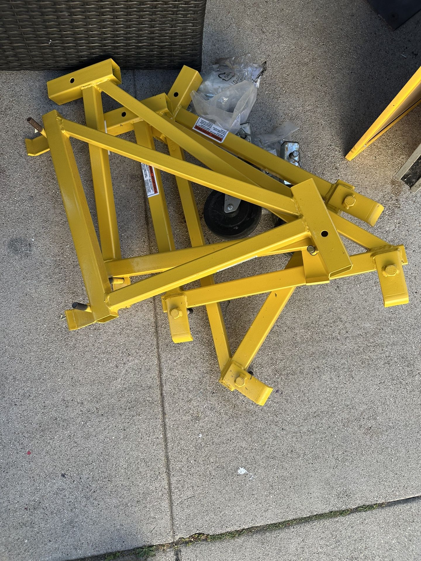 Scaffolding Outriggers