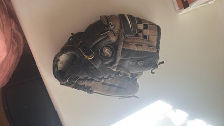 Baseball glove