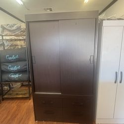 2 SLlDlNG DOOR WARDROBE