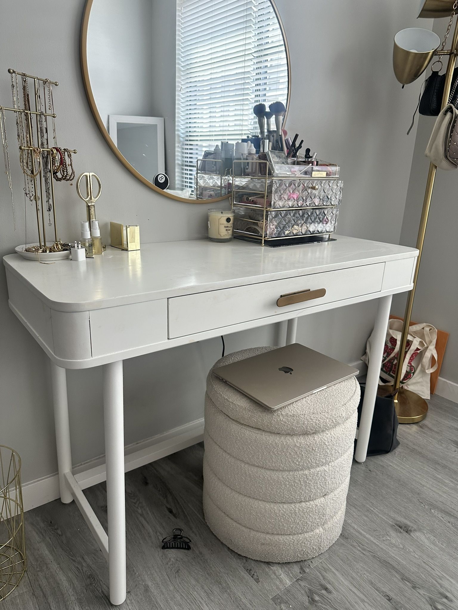 Desk/ Vanity
