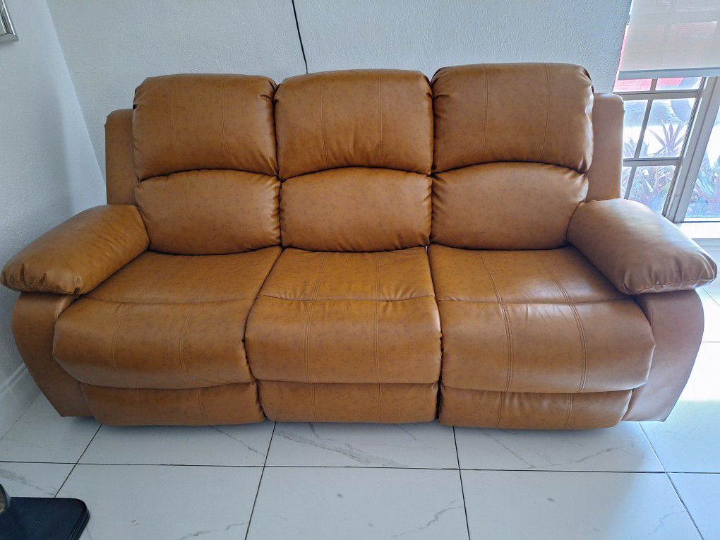 Sofá And Loveseat
