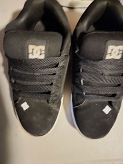 DC Shoes Black Low-Top Skate Sneakers