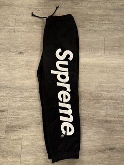 supreme black sweats 