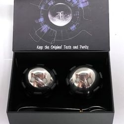 Certified Reusable Stainless Steel Ice Cubes, 2.2 inch, Silver, 2 Pairs