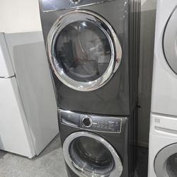 Electrolux Set Dyer Electric We have delivery and installation available.