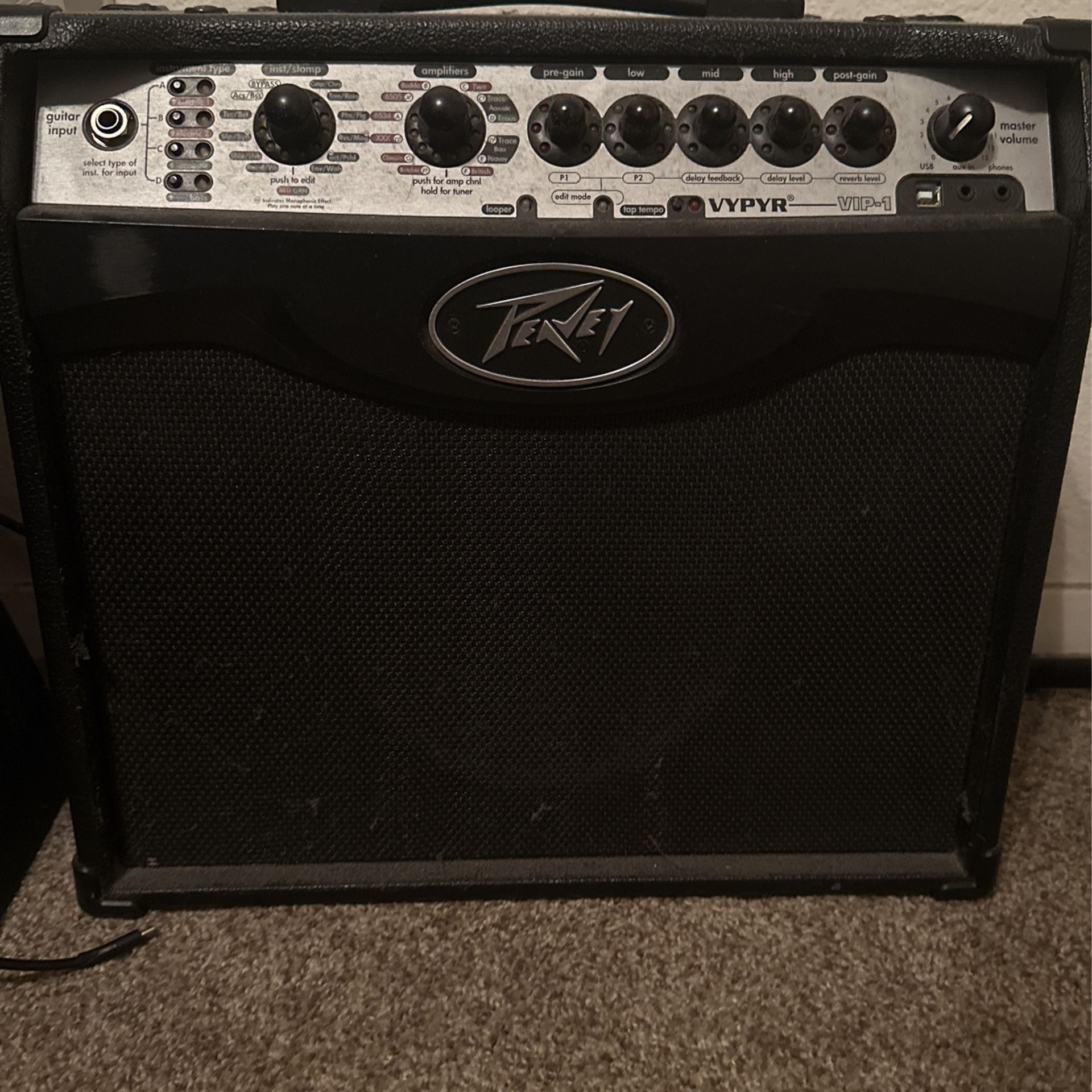 Peavey Vypyr VIP 1 1x8 Guitar Combo Amp for Sale in Fresno, CA OfferUp