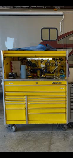 Snap On Double Bay Tool Box W/ Hutch