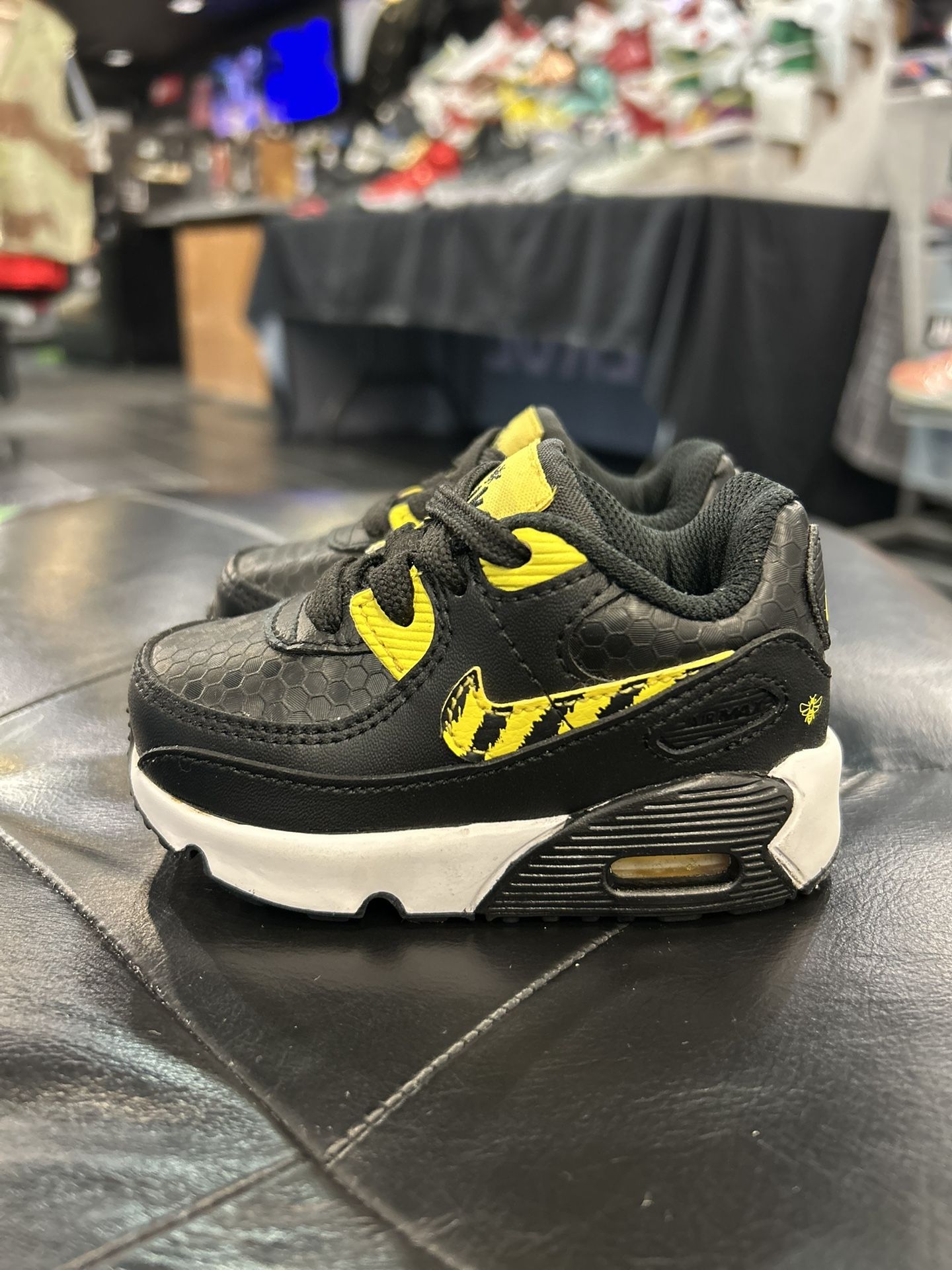Kids Nike Air Max 90 Honey Bee Size 4c Toddlers Shoes