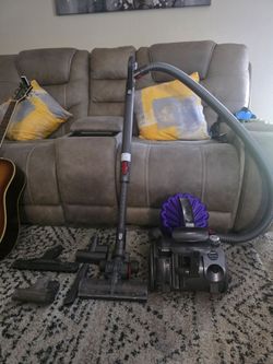 DYSON DC23