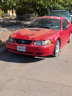 2000 Ford Mustang