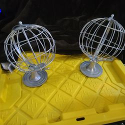 Heavy Duty Globes Decorations