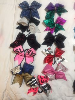 Cheer bows