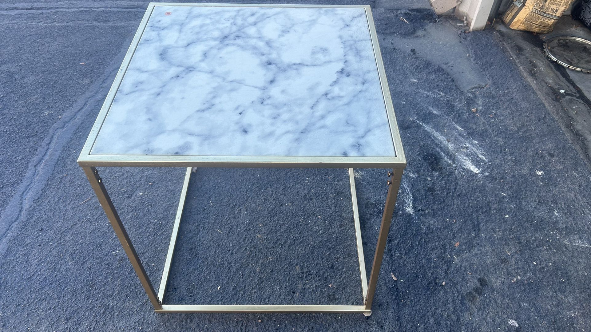 Transitional style end&side table Brushed Gold base and White Marble top,24” square and height(Pick up location:Denver 80229)