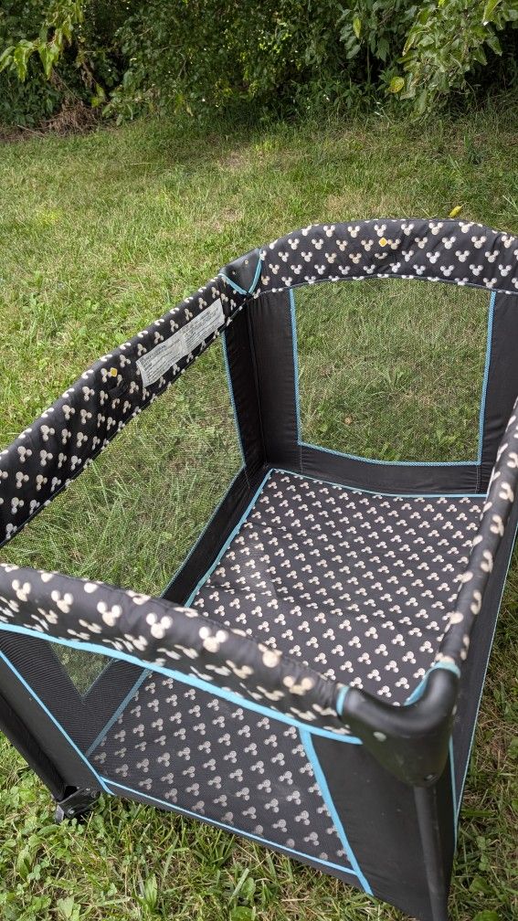 Disney Mickey Mouse Baby Sweet Wonder Shadow Pack N Play Yard Playpen PY379EKX No Recalls