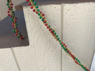 Garland Tricolor