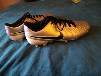 Nike Tiempo Legend 10 soccer cleats,