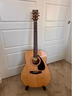 Yamaha F335 Natural Acoustic Guitar
