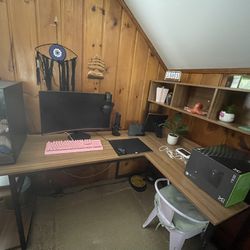 Gaming Desk And Study/wood $300