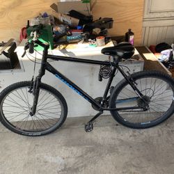 Dimond Mountain Bike Used