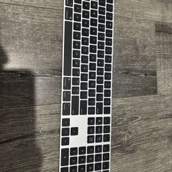 Apple Wireless Keyboard