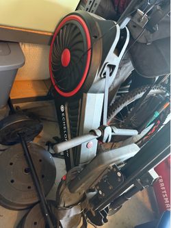 Echelon rower
