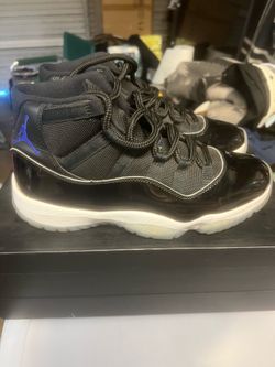 Space jams  size 9.5 men’s