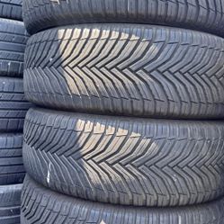 225/60R18 Michellin 🚘🛞 For sale 🎁set de llantas en perfecto estado 80%life 🤩