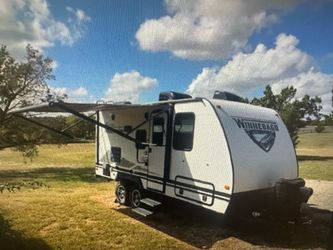 2020 Winnebago Micro Minnie  2106DS