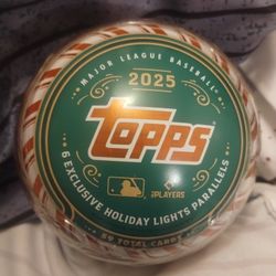 2025 Topps Holiday Christmas Tin, Comes With 59 Baseball Cards