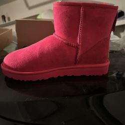 BRAND NEW HOT PINK UGGS